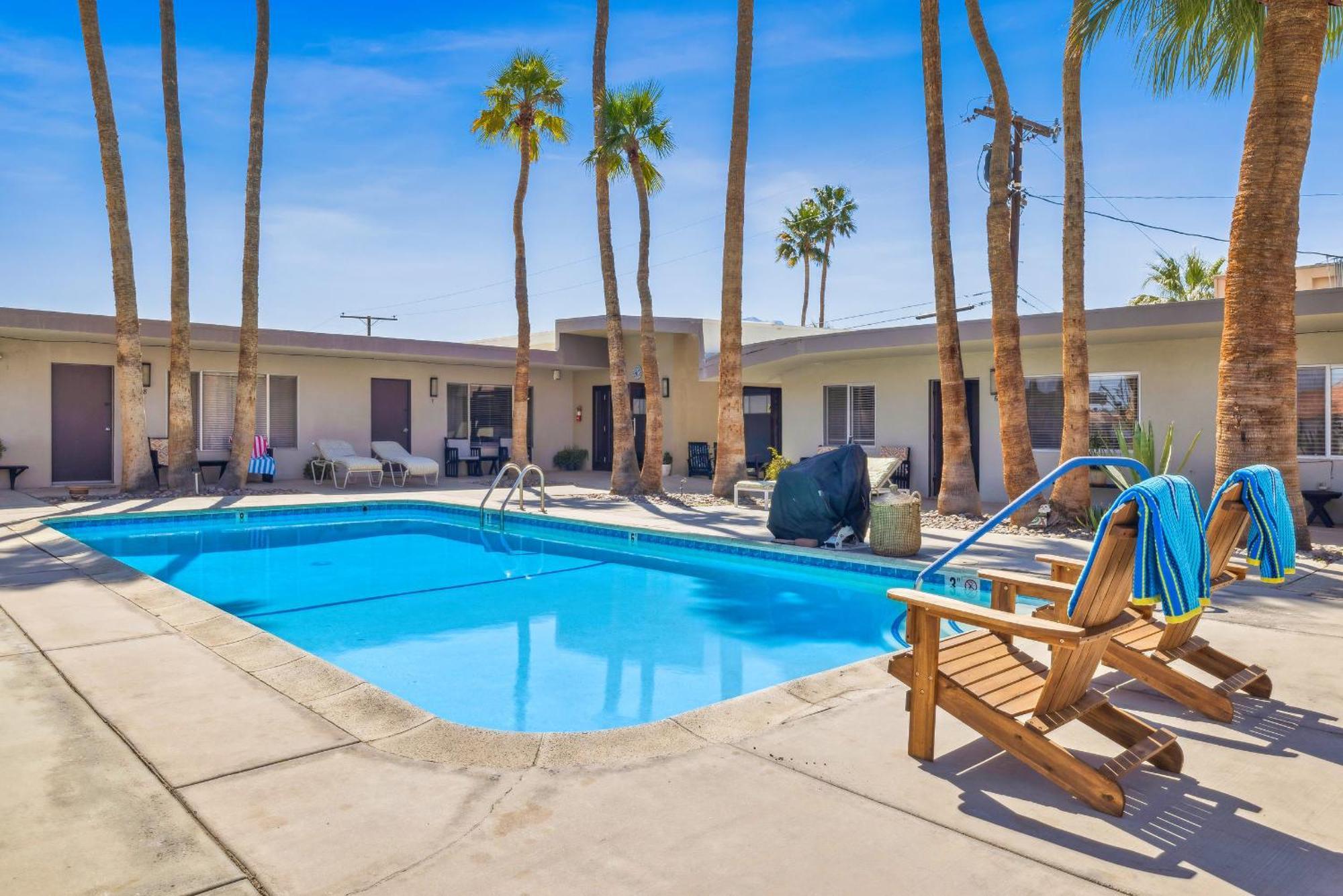 4 Central Hotels in Desert Hot Springs for Effortless Spa Escapes